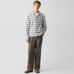 Button-Up Shirt in Checked Cotton