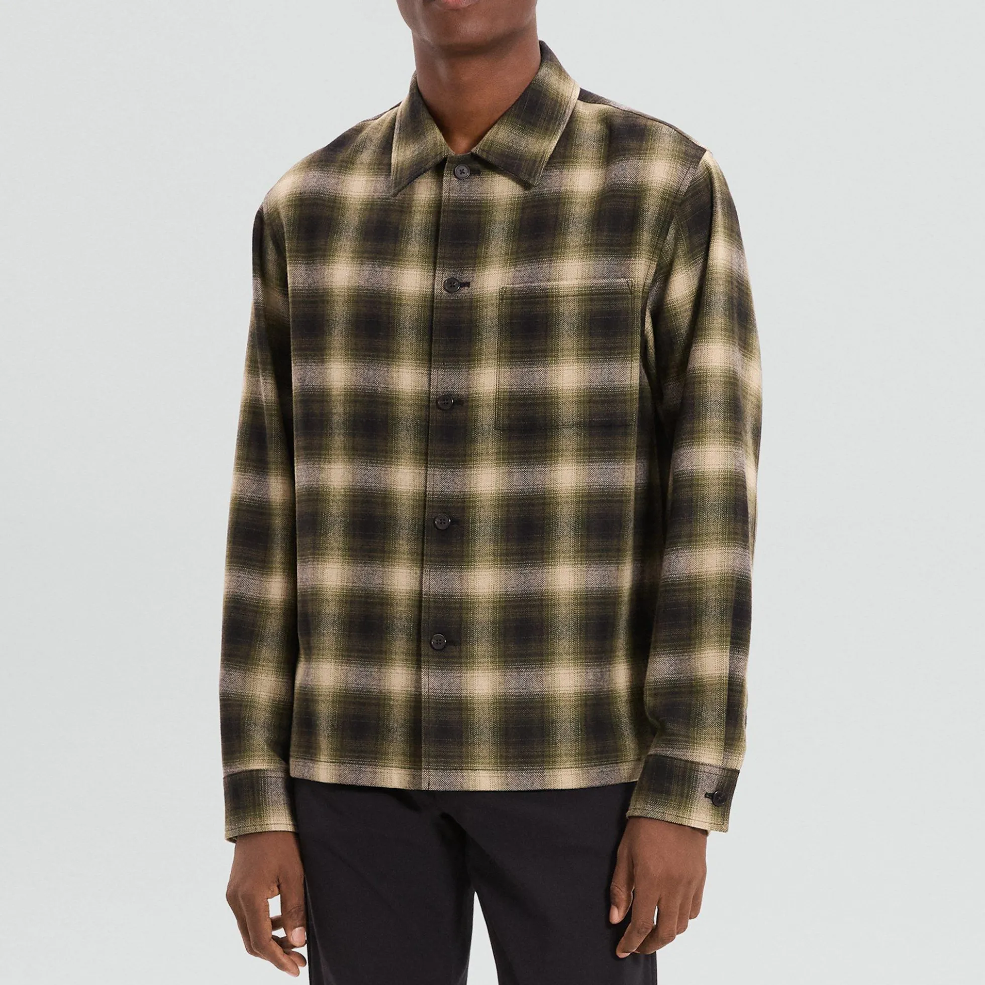Button-Up Shirt in Jesi Wool