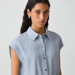 Cap-Sleeve Shirt in Fluid Linen