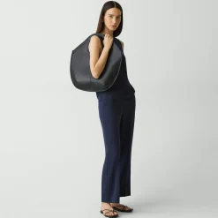 Circle Tote Bag in Leather