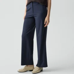 Classic Straight Pant in Good Wool