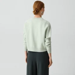 Cropped Crewneck Sweater in Light Bilen