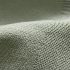 Cropped Crewneck Sweater in Light Bilen