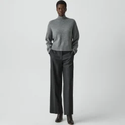 Cropped Turtleneck in Cashmere