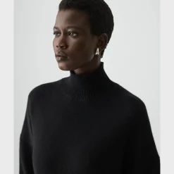 Cropped Turtleneck in Cashmere