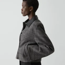 Curve Sleeve Jacket in Malfile Wool