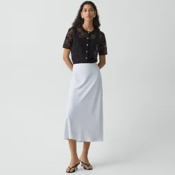 Fluid Pull-On Skirt in Washed Twill