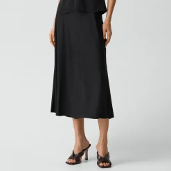 Fluid Pull-On Skirt in Washed Twill