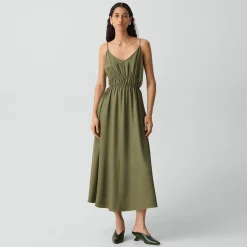 Gathered V-Neck Dress in Washed Twill