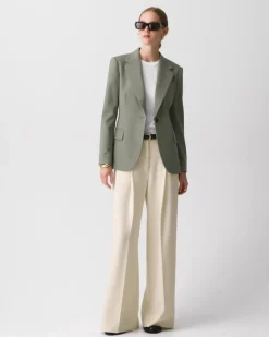 Lynnia Blazer in Wool Gabardine