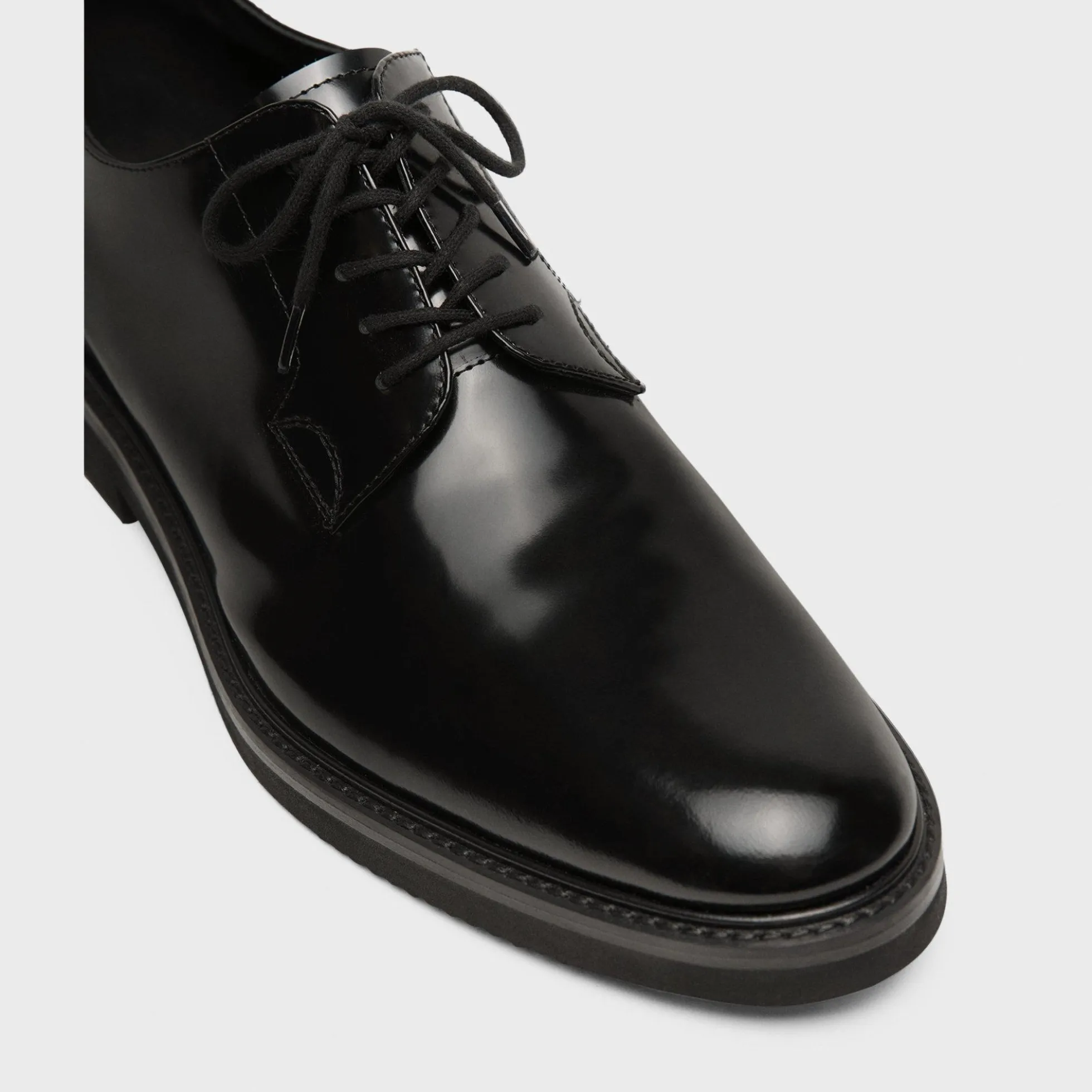 Oxford Shoe in Leather