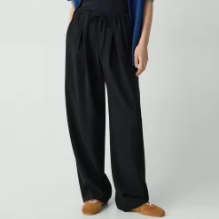 Pleated Pull-On Pant, 30'' in Admiral Crepe