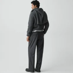 Relaxed Pleat Pant in Cashmere-Blend Flannel