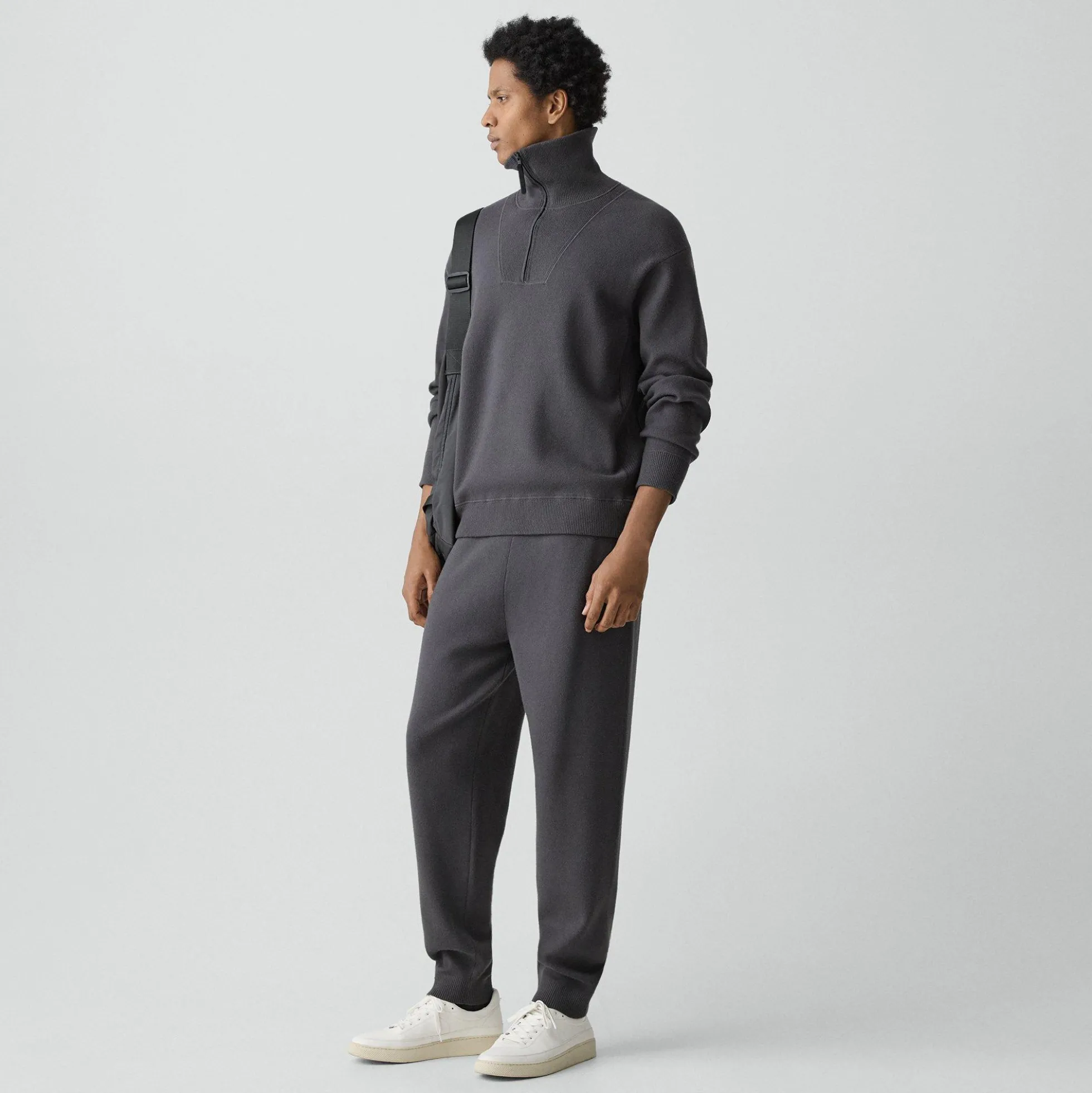 Relaxed Quarter-Zip Sweatshirt in Wool Bilen