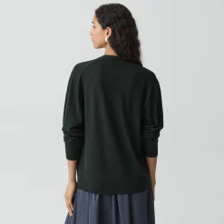 Relaxed V-Neck Cardigan in Regal Wool