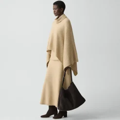 Ribbed Poncho in Astor Wool