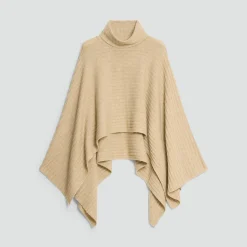 Ribbed Poncho in Astor Wool