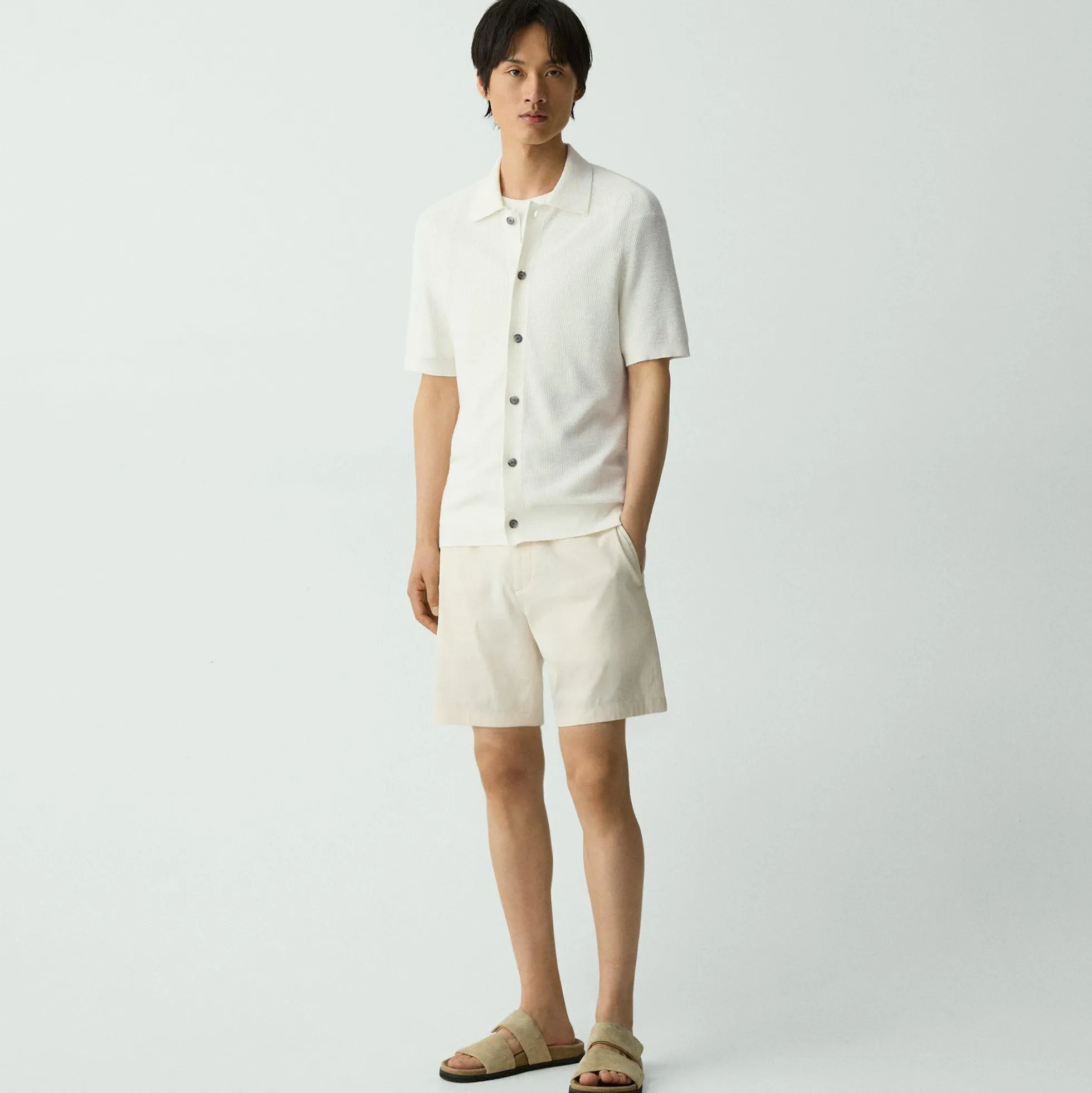 Short-Sleeve Button-Up Shirt in Pacific Linen