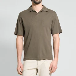 Short-Sleeve Polo Shirt in Waffle-Knit Cotton