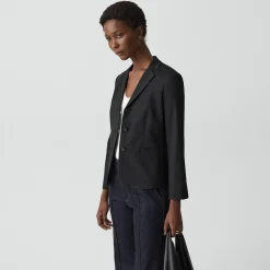Shrunken Three-Button Blazer in Good Linen