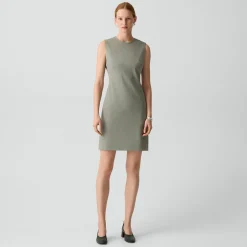 Sleeveless Fitted Dress in Wool Gabardine