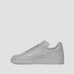 Sneaker in Leather
