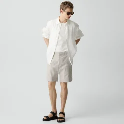 Standard Short in Good Linen