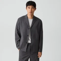 Three-Button Blazer in Stretch Wool