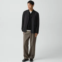 Three-Button Blazer in Stretch Wool