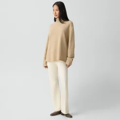 Turtleneck Sweater in Astor Wool
