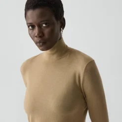 Turtleneck Sweater in Regal Wool