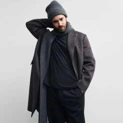 Two-Button Coat in Atelier Wool