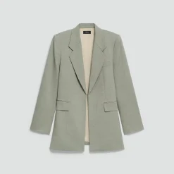 Vented Blazer in Wool Gabardine