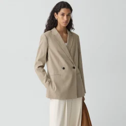Vented Double-Breasted Blazer in Good Linen