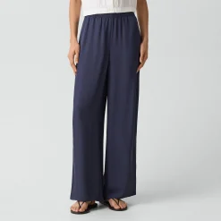 Vented Pull-On Pant in Washed Twill