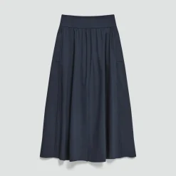 Vented Skirt in Relaxed Poplin