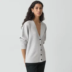 V-Neck Cardigan in Light Bilen