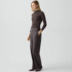 Wide-Leg Pull-On Pant in Sleek Flannel