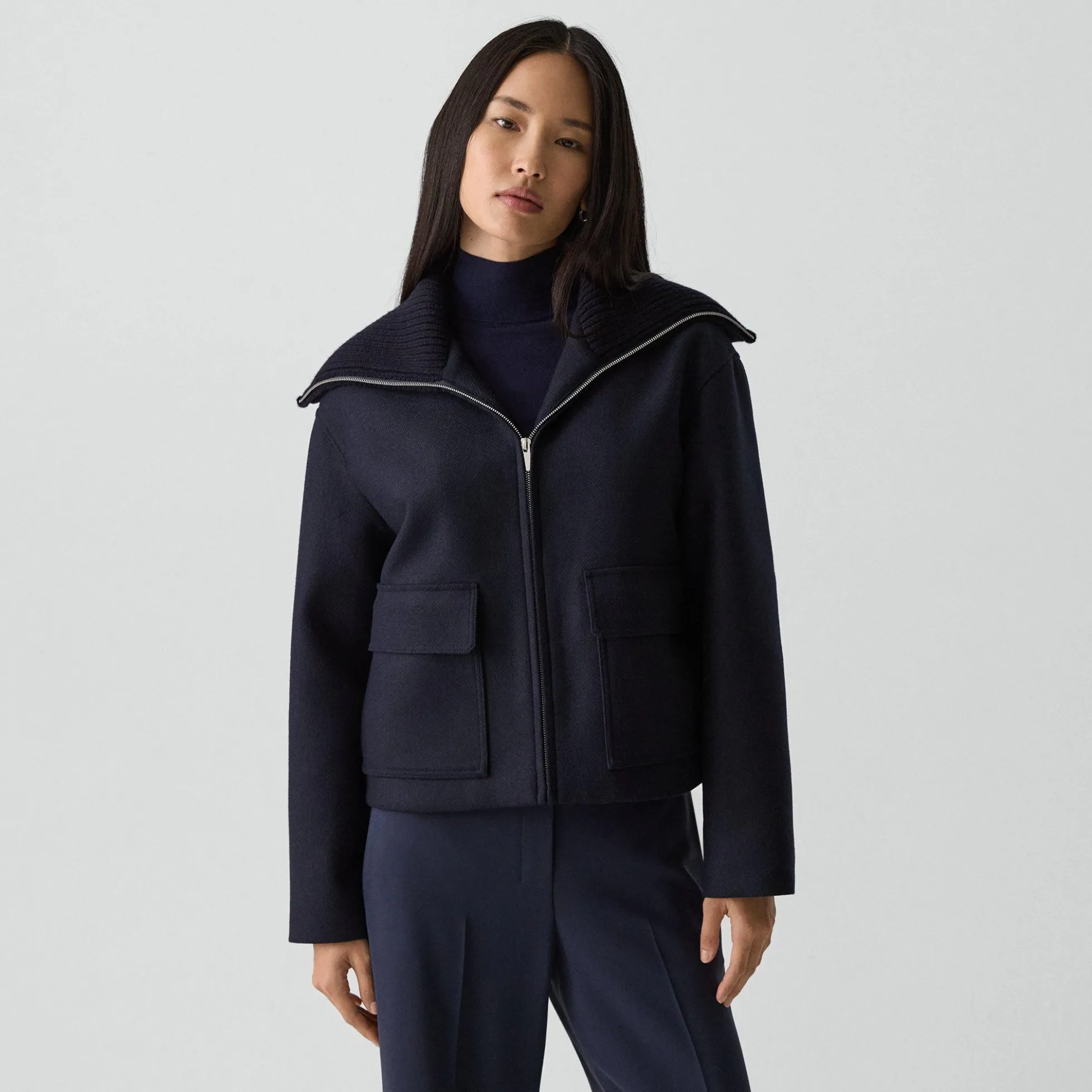 Wing Collar Jacket in Circle Wool