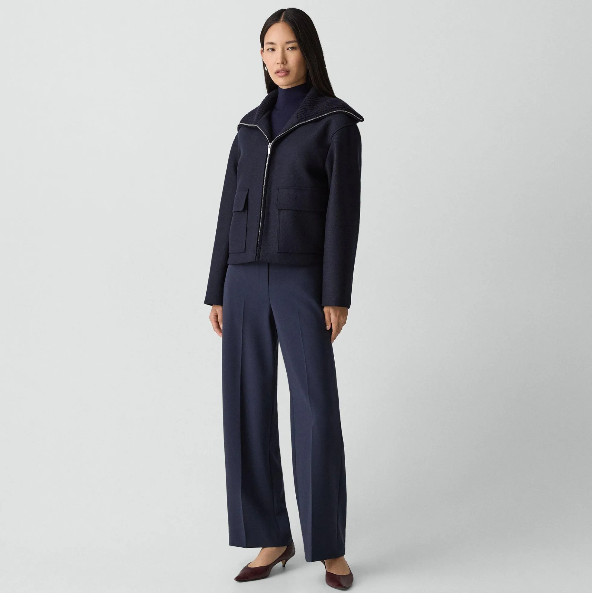 Wing Collar Jacket in Circle Wool