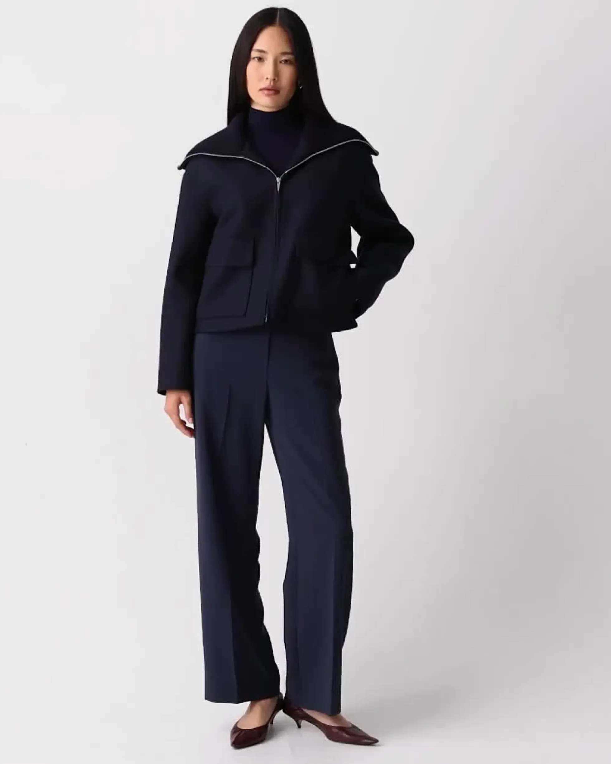 Wing Collar Jacket in Circle Wool