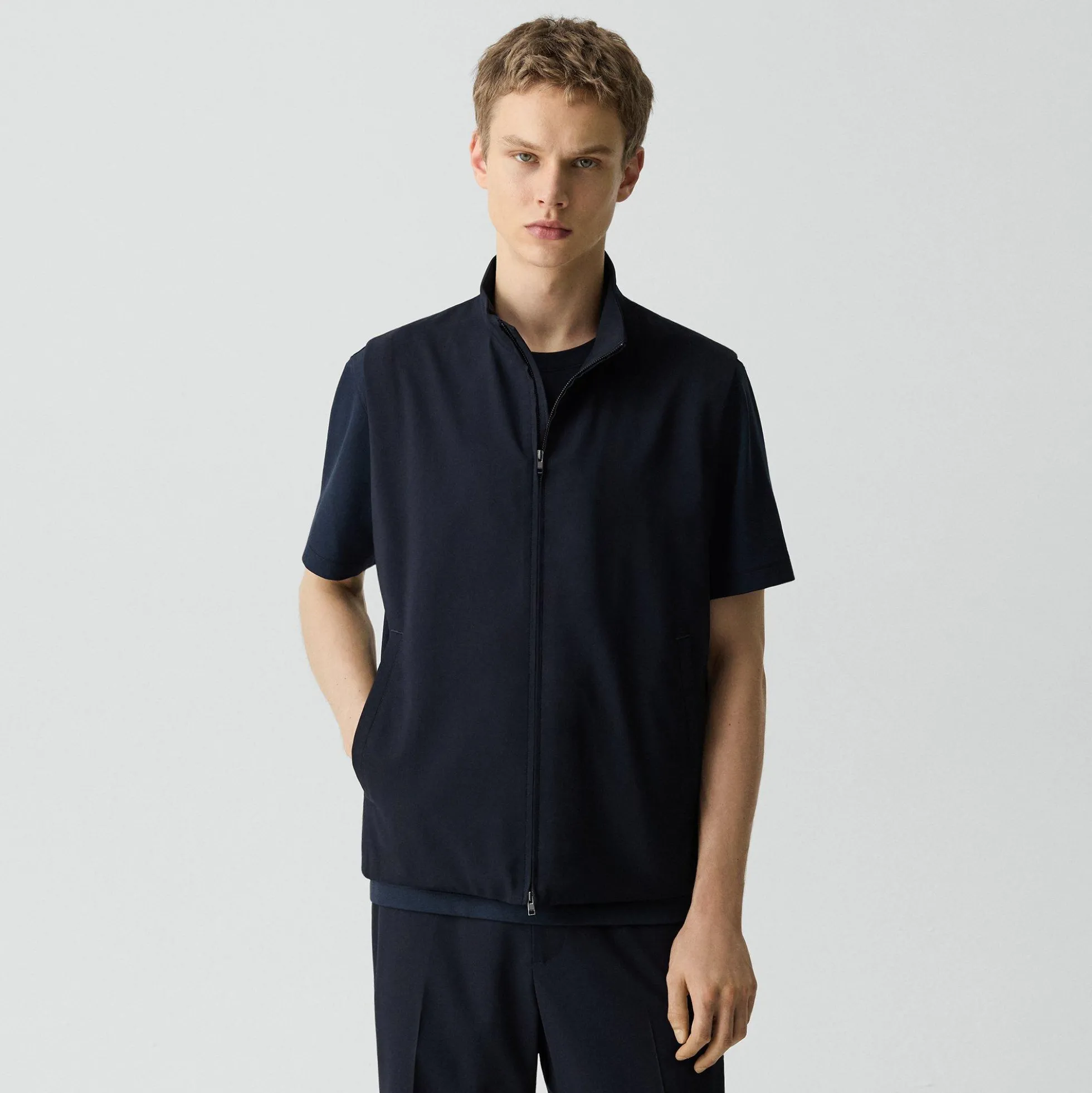 Zip Vest in Motion Wool